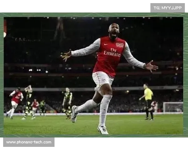 帽子戏法的巅峰时刻 三粒进球定格足球场上的传奇瞬间